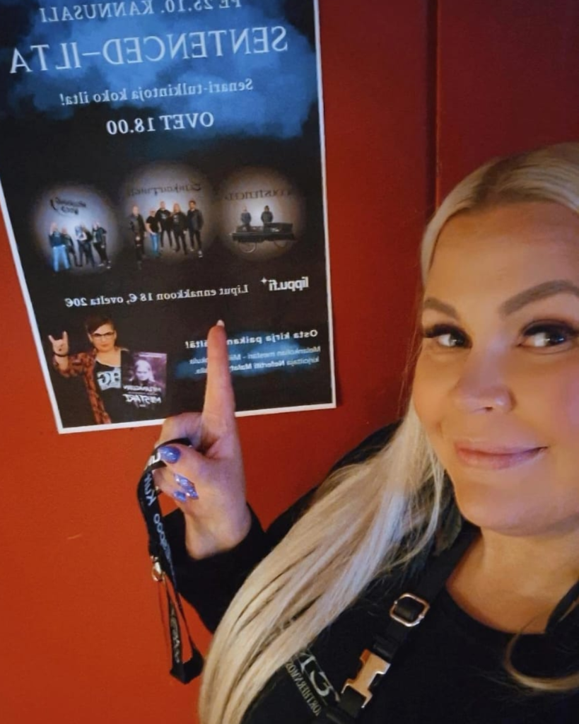 Sanna Kauramäki mukana Melankolian Mestari -kiertueella